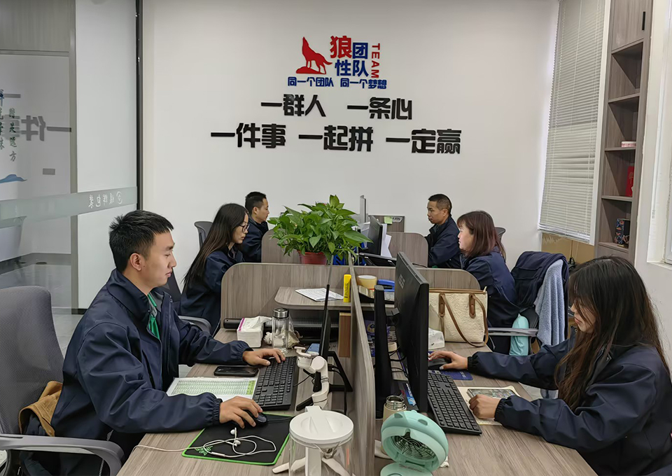 可定制 强大的技术研发团队，接受个性定制