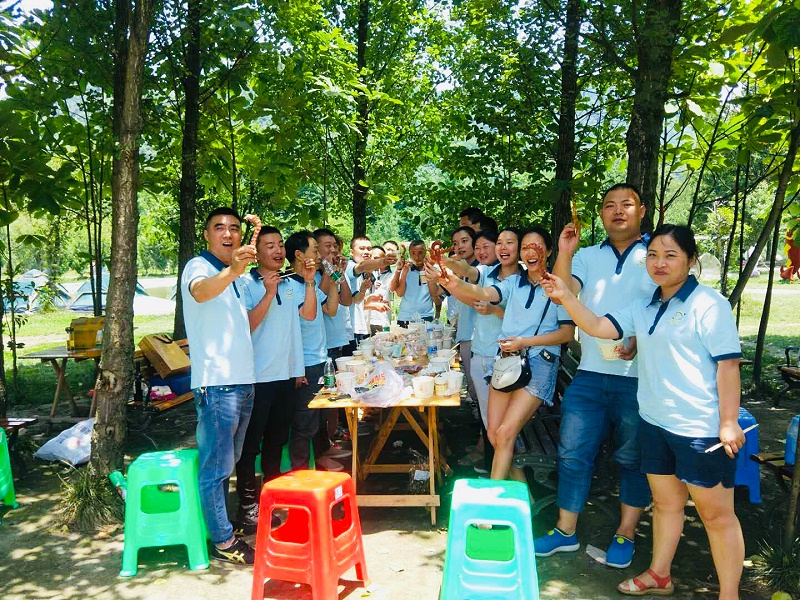 91免费视频下载APP老板组织团建活动